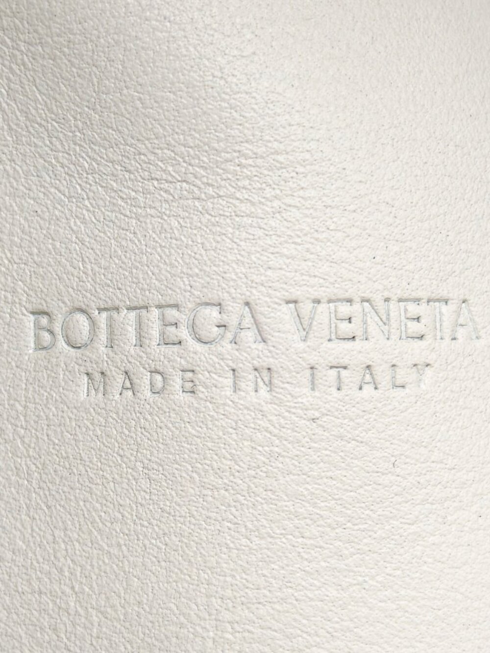 Bottega Veneta The Chain Pouch White Leather Clutch Shoulder Bag Gold Chain - Picture 13 of 14